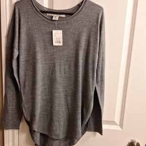 Max Studio Heather Gray Long Sleeve Top Tunic Sizzwrs Ar Both Sides At Bottom.